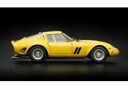Ferrari 250 1962 Galben - Macheta 1:18 Die Cast
