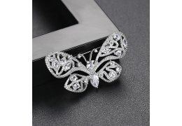 Diamond Butterfly - Brosa decorata cu cristale cubic zirconia