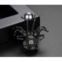 Brosa Black Stilish Bug cu cristale cubic zirconia