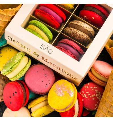 Set de 12 Macarons artizanal, la calitate de 3 stele Michelin