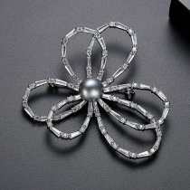 Brosa cu cristale si perla Delicate Flower