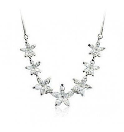 Flori de gheata - Colier Argintat decorat cu cristale