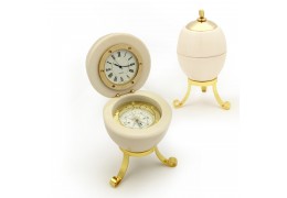 Ou Faberge  - caseta cu ceas si busola