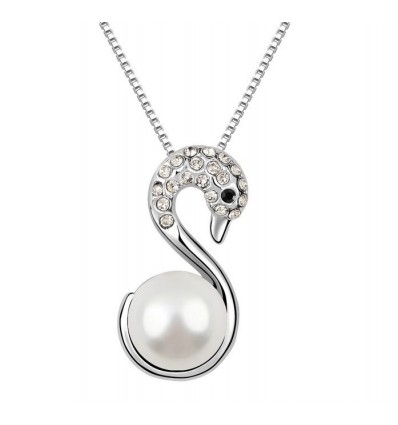 White swan - Colier cu perla si cristale
