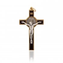 Crucifix metalic pe foita de argint