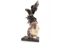 Falcon Casasola  - statueta vultur in bronz pe aranjament din cuart si agat Colectia Ebano