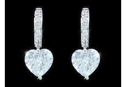 Cercei "Sparkling Heart Simulated Diamond"