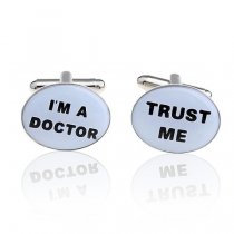 Butoni de camasa "Trust me, I'm a doctor"