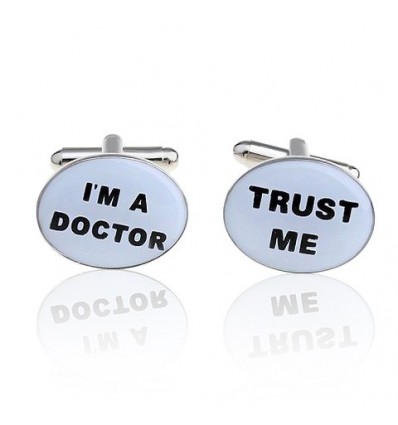 Butoni de camasa "Trust me, I'm a doctor"