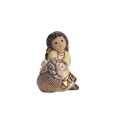 Fetita cu pisici - figurina din ceramica
