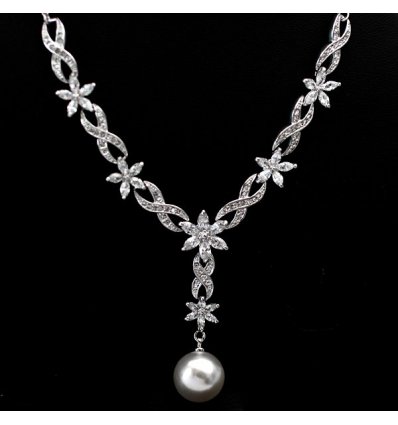 Colier cu perla si cristale Swarovski "Precious Blossom"